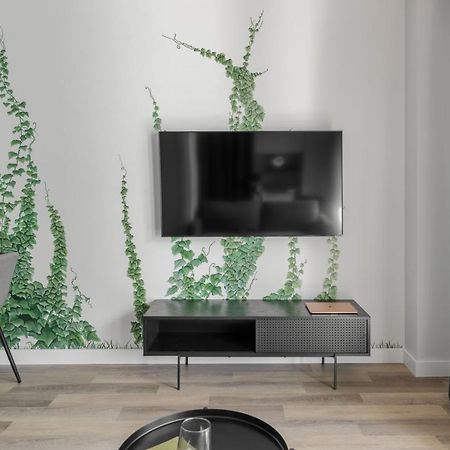 Urban Jungle Apartments By Reside Baltic ヴィリニュス エクステリア 写真